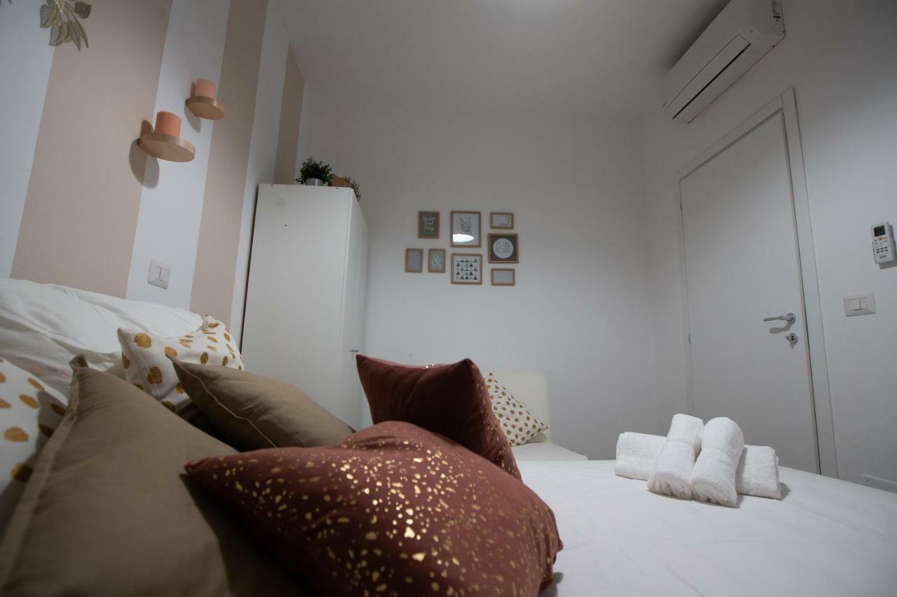 Apartment Via Treviso 6 Milan Exterior photo
